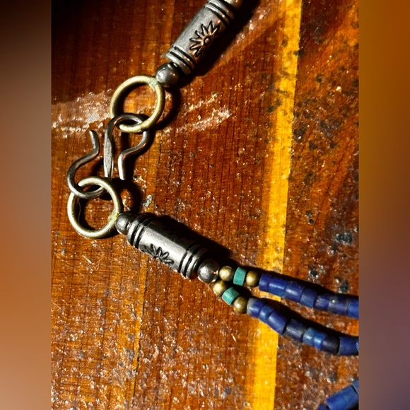 Vintage Lapis Lazuli Carnelian and Turquoise Necklace
(R) - Picture 4 of 5